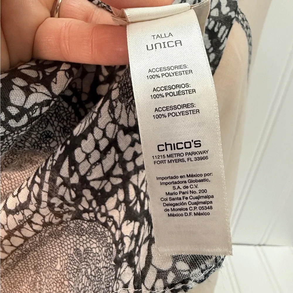 Chico's‎ Scarf Wrap Women OS White Black Lace Print Lightweight Shawl Classic
